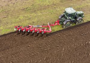 Charrues réversibles semi-portées Pöttinger Servo T 6000