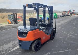 Chariot élévateur Toyota Tonero 2,5T