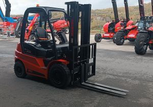 Chariot élévateur Manitou MI 25 D