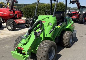 Chargeur articulé Avant 755i TDL