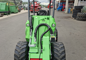 Chargeur articulé Avant 755i TDL