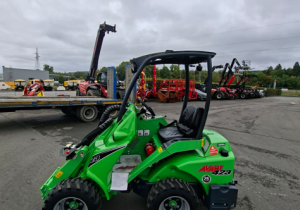 Chargeur articulé Avant 423 TDL