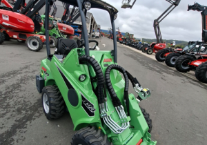 Chargeur articulé Avant 423 TDL