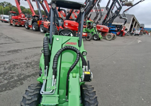 Chargeur articulé Avant 423 TDL