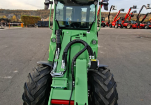 Chargeur articulé Avant 760i GTX