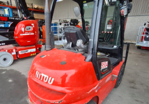 Chariot élévateur Manitou MI 25 D Chariot élévateur Manitou MI 25 D