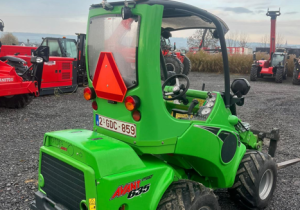 Chargeur articulé Avant 635i TDL