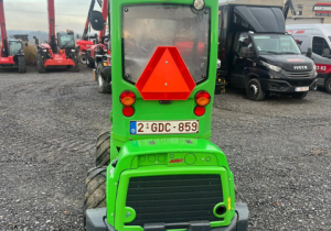 Chargeur articulé Avant 635i TDL