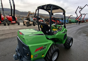 Chargeur articulé Avant 735i TDL