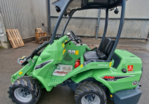 Chargeur articulé Avant 528 TDL