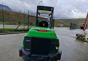 Chargeur articulé Avant 860i TDL