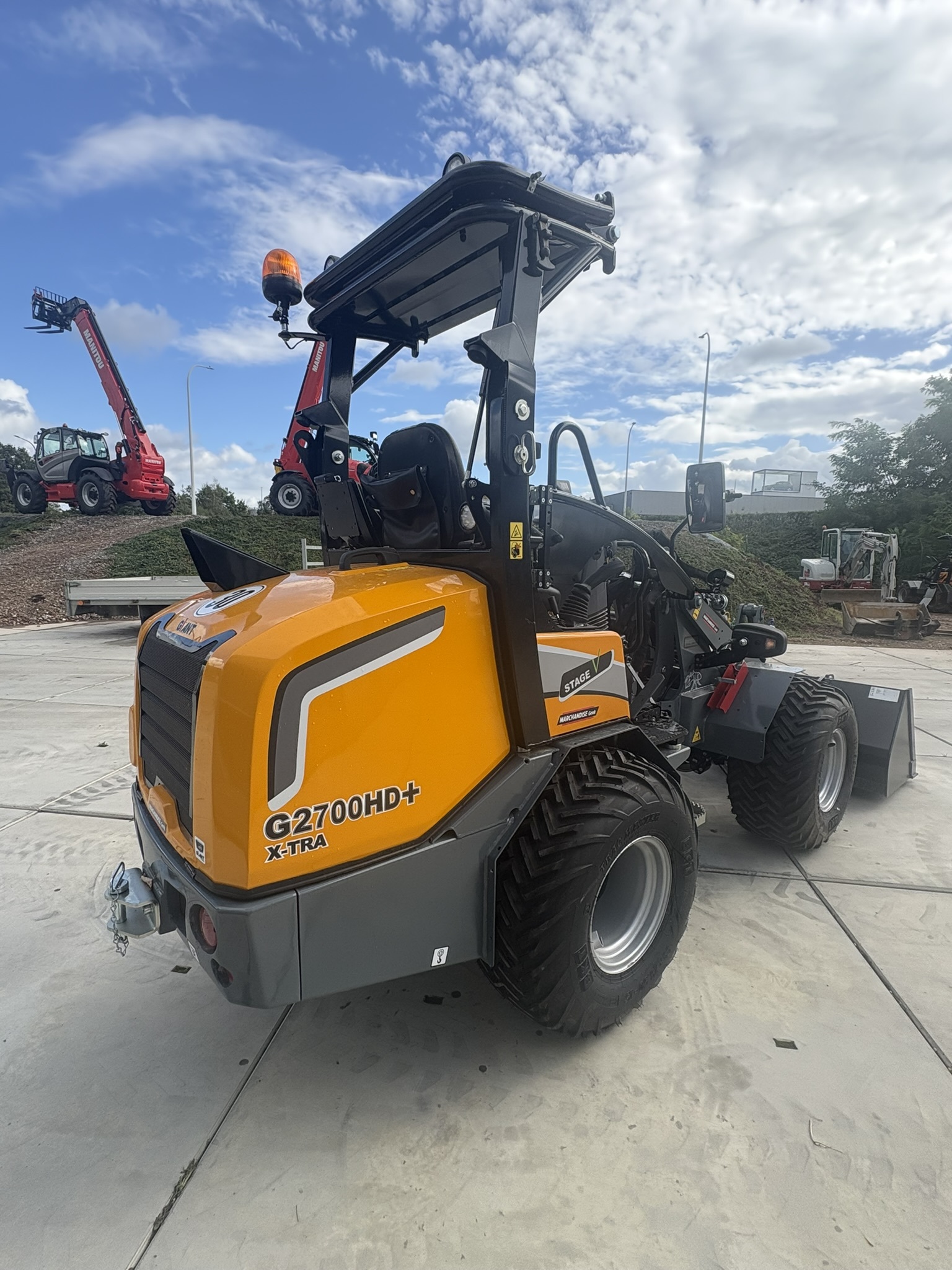Giant G2700 XTRA HD 20439 6