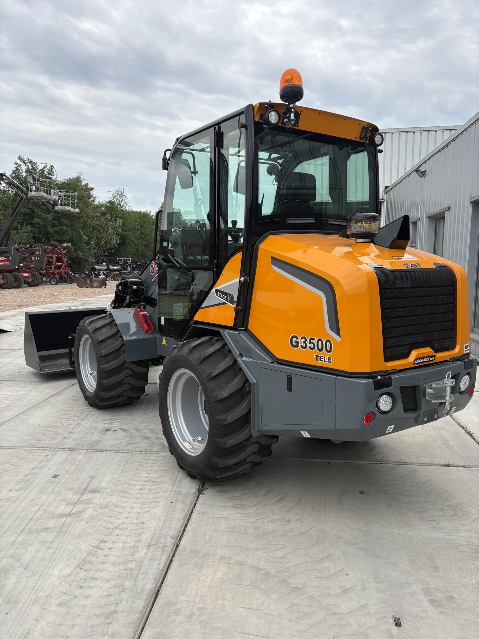 Giant G3500 TELE 20449 1