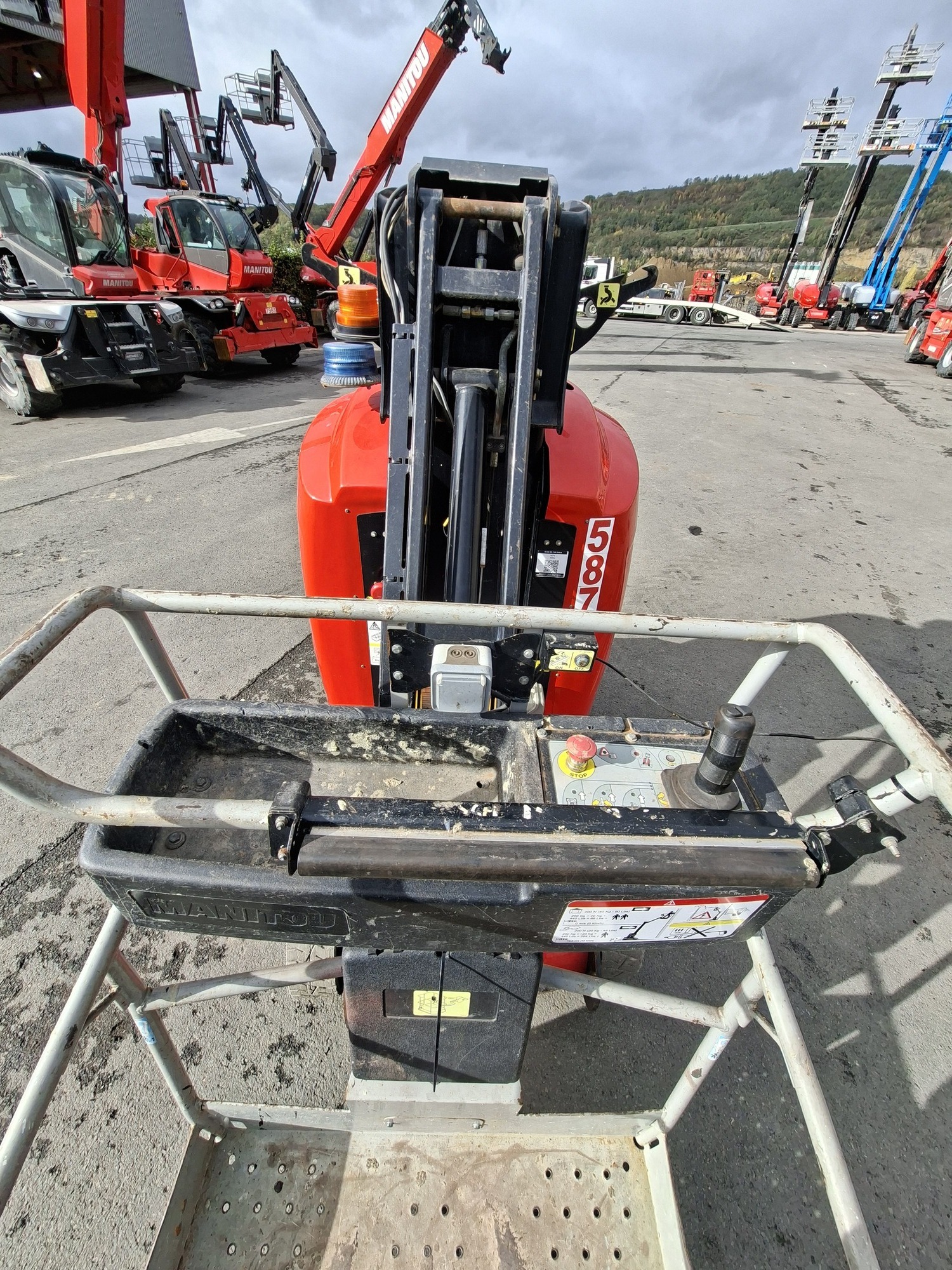 Manitou 100 VJR 5879 4