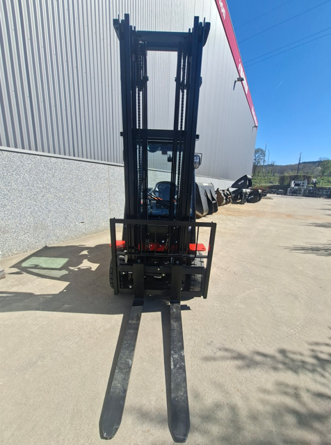 Manitou ME 425 Lift 14614 6
