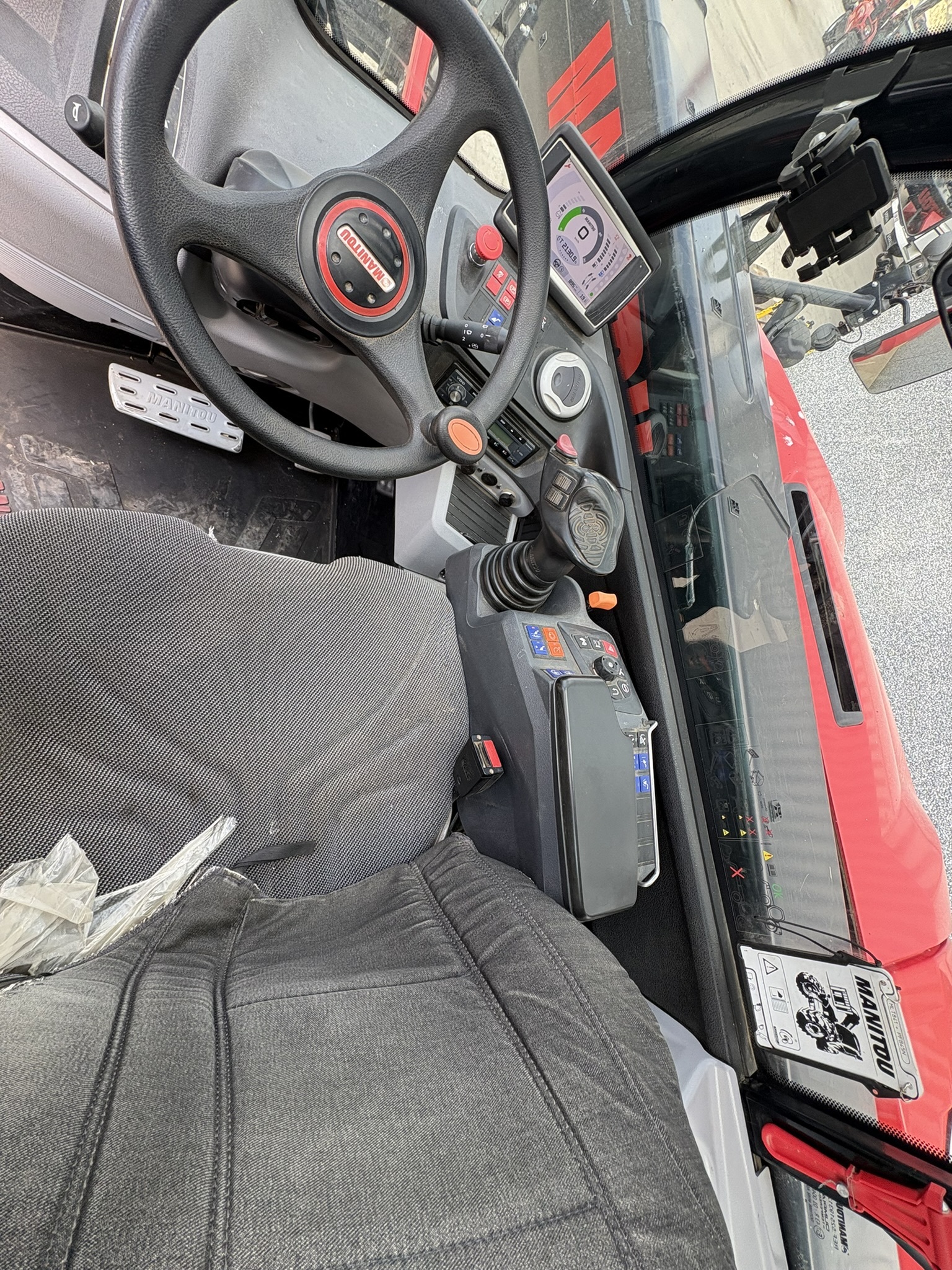 Manitou MLT 841 7829 8