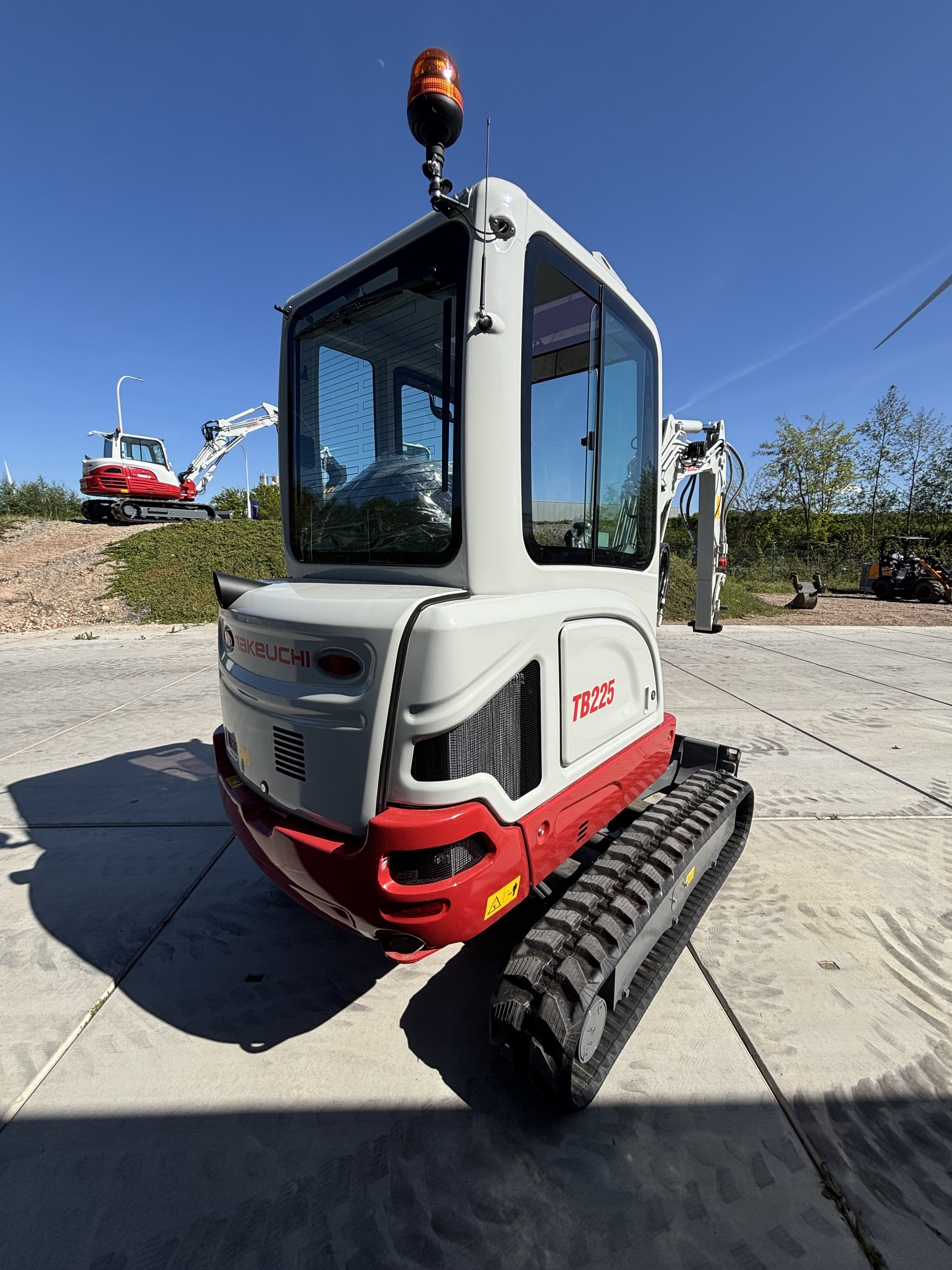 Takeuchi TB225 14562 1