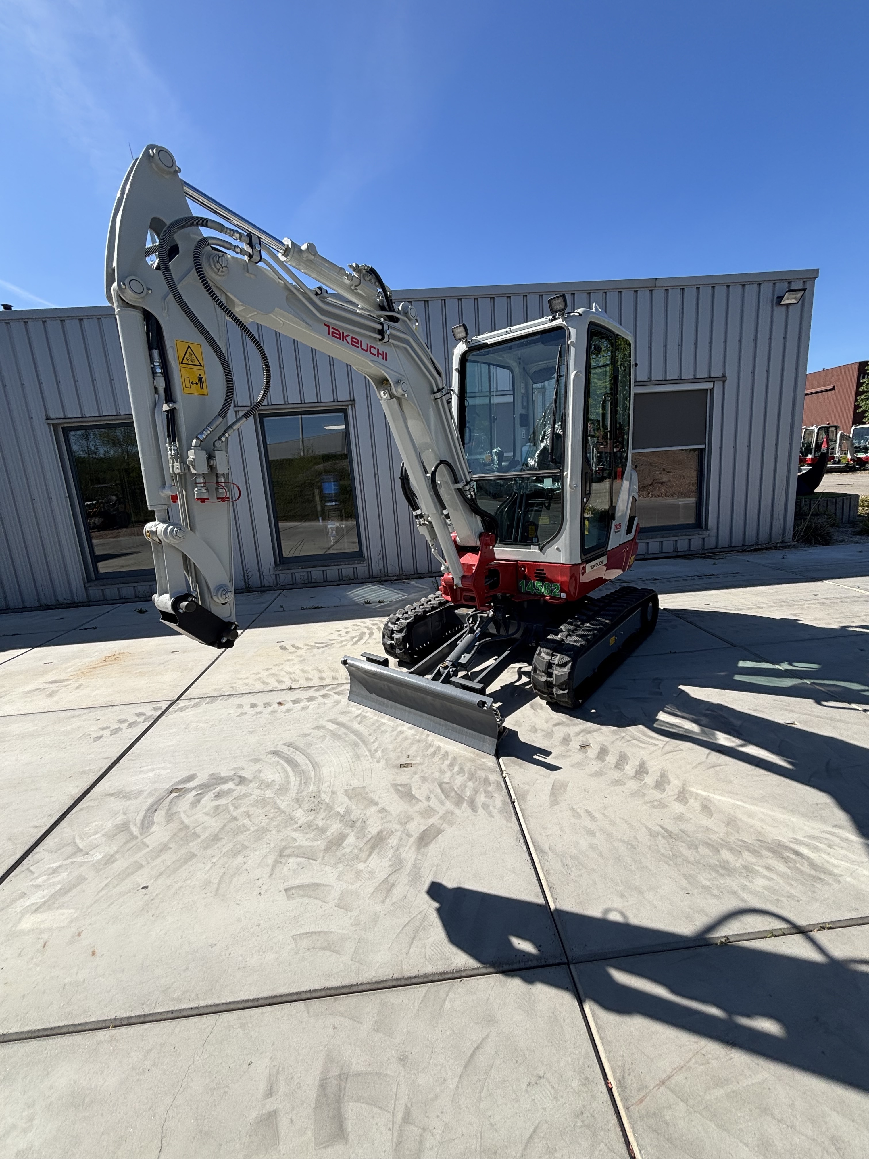 Takeuchi TB225 14562 3