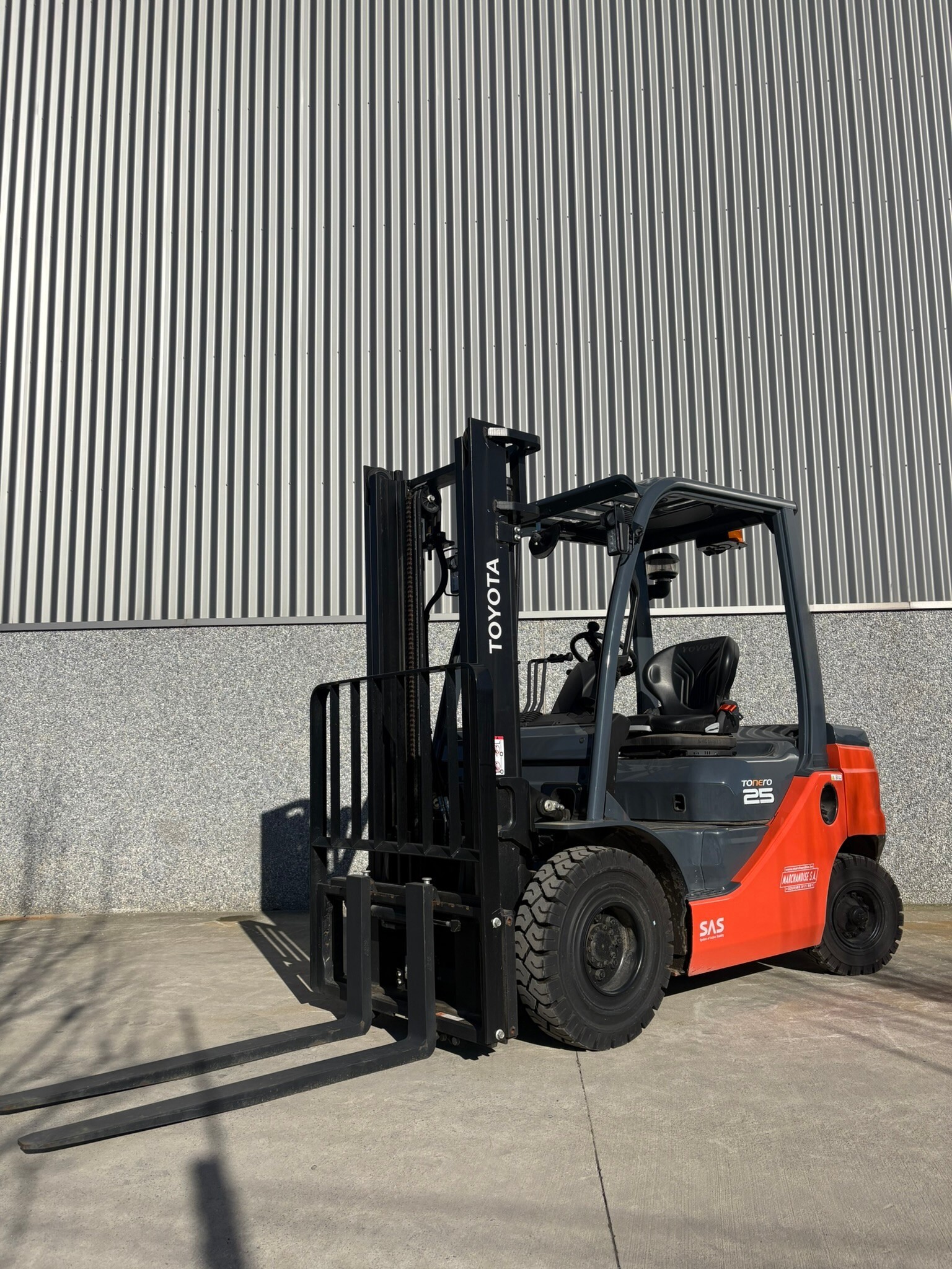 Toyota Tonero 250 tonnes 1