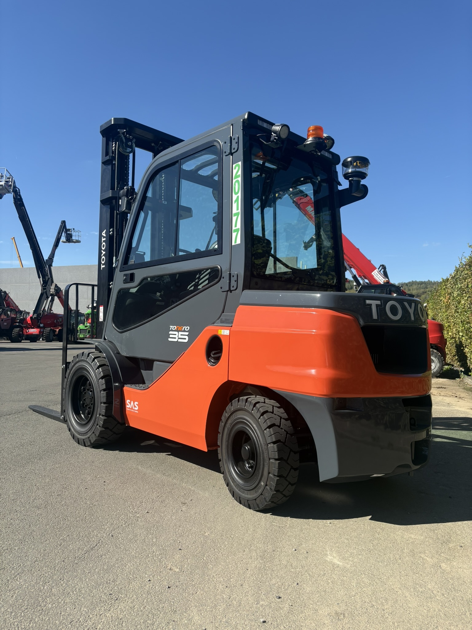 Toyota Tonero 35 T 20177 9